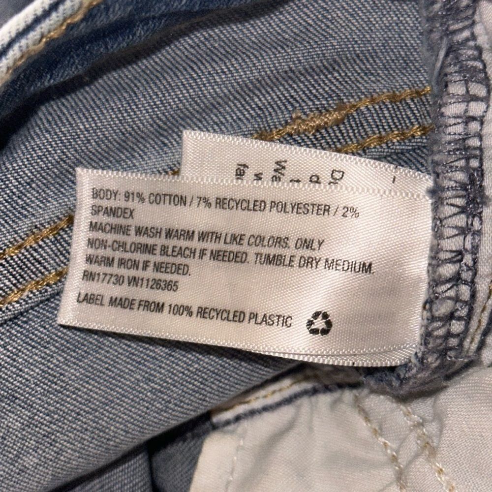 Universal Thread Distressed High Rise Skinny Jeans! - Picture 8 of 11